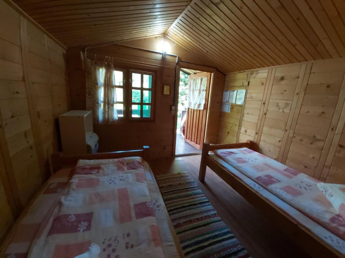 Bungalow Camping Edelweiss - Floare De Colt - Gyopar 리메테아 외부 사진